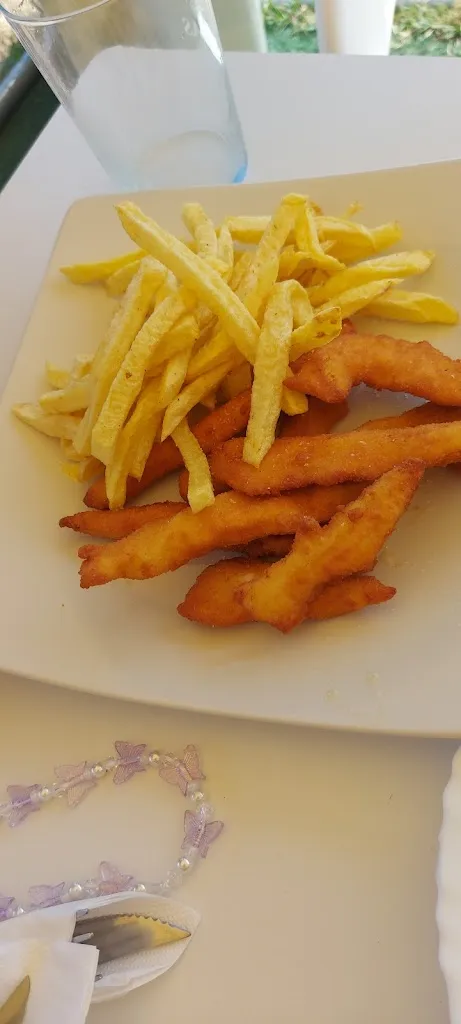 Daphney van der Lee Corrales_Chiringo Xa Cho Dixen_Illa de Arousa A_review