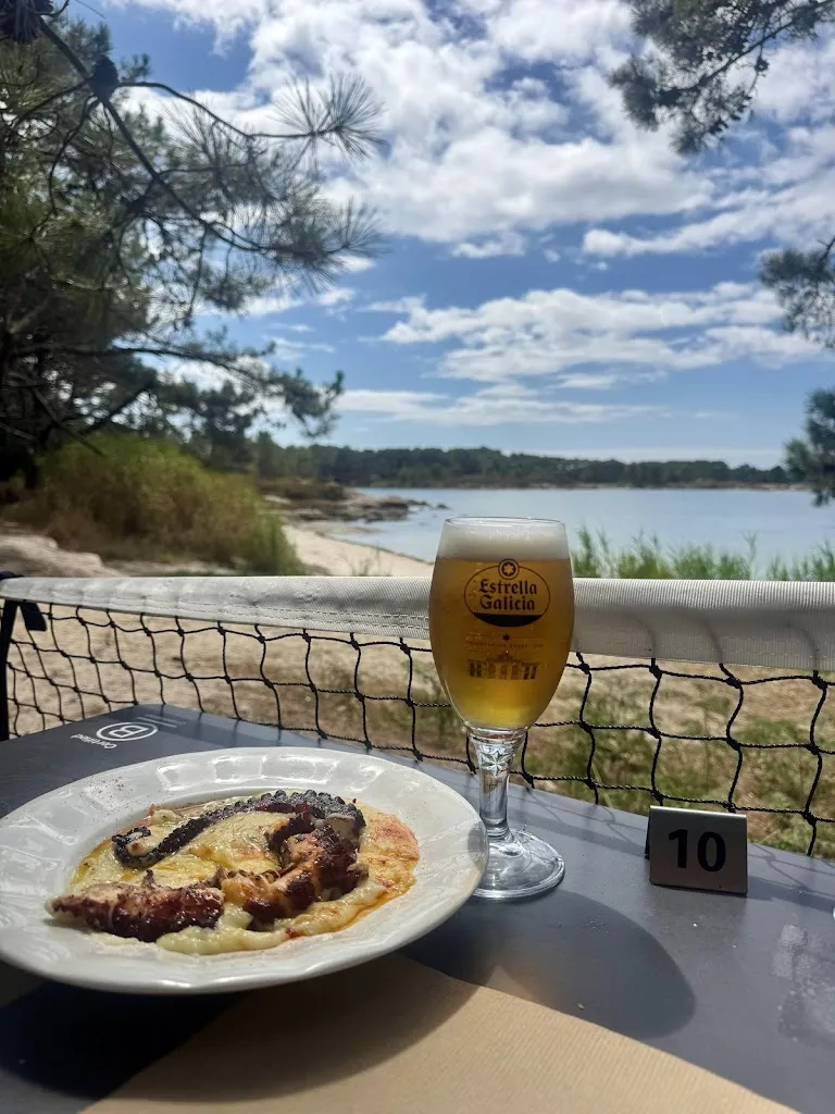 Yolina Molero_Chiringuito La Calita_Illa de Arousa A_review