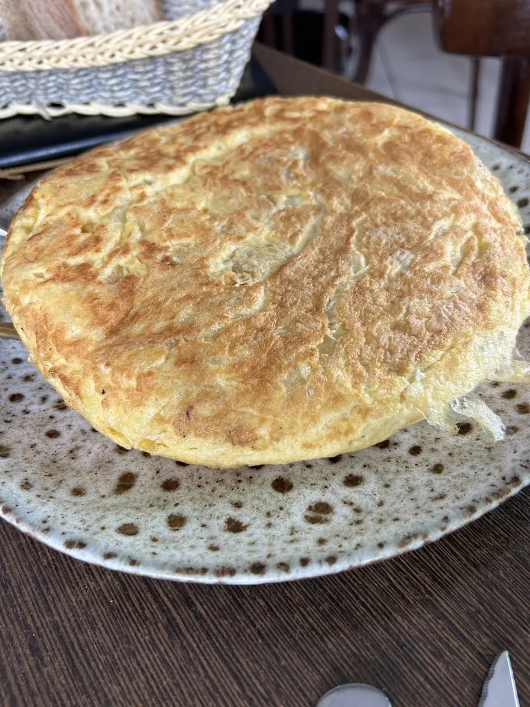 Belén González Fernández_MEAÑO A NOSA TERRA_Meaño_review