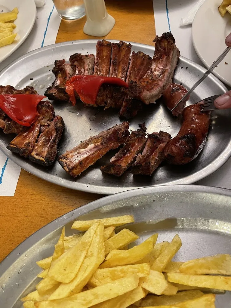 Os Amigos da Pedreira_Meaño_slider_image_1