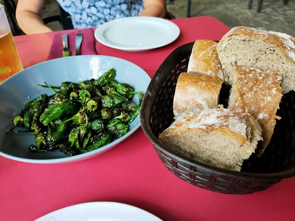 Oscar_Muíño Daniel O Ferreiro - Taberna_Meaño_review