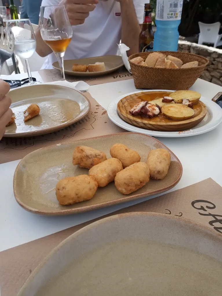 Maria Teresa Campos Golf_Asador Raices_Meaño_review