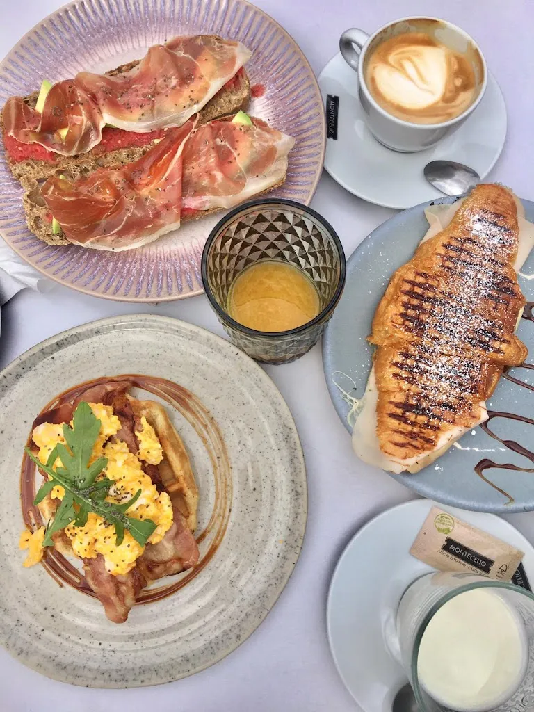 Alicia García Castiñeira_Medusa Brunch_Gondomar_review