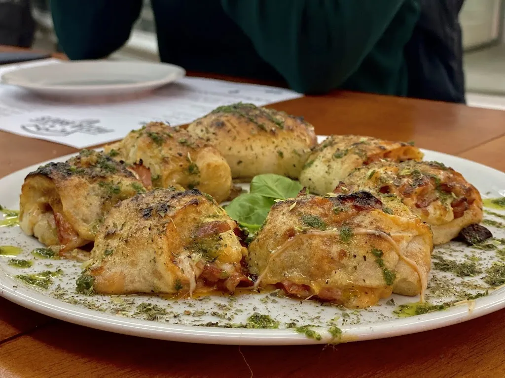 Hugo David_𝐏𝐢𝐳𝐳𝐚 𝐁𝐫𝐨,𝐬_Gondomar_review