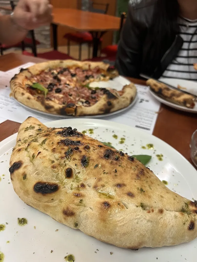 Isa Afonso_𝐏𝐢𝐳𝐳𝐚 𝐁𝐫𝐨,𝐬_Gondomar_review