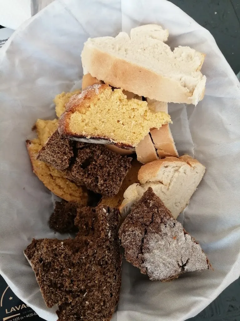 Ana Costa_Adega bons amigos_Gondomar_review