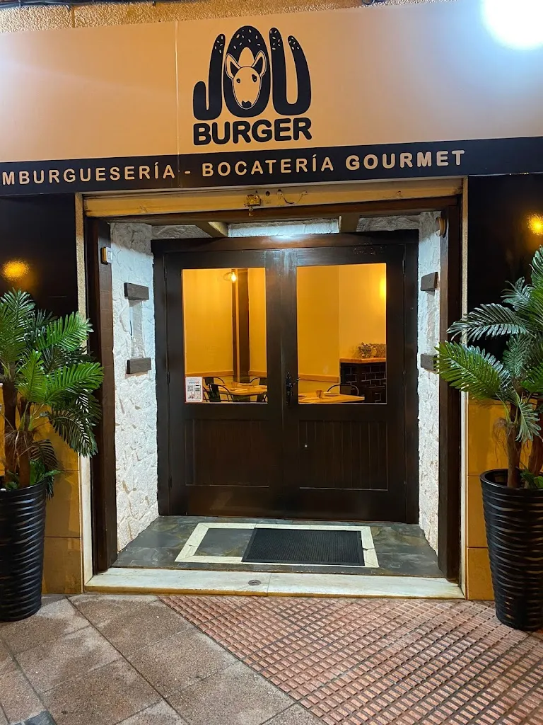 Jou Burger restaurant in Santa Pola