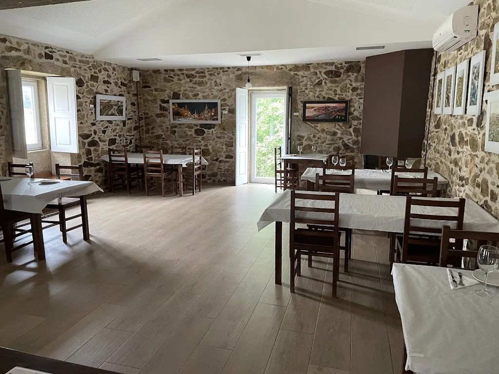 TAPERÍA-RESTAURANTE O ROLETE ristorante a O Rosal