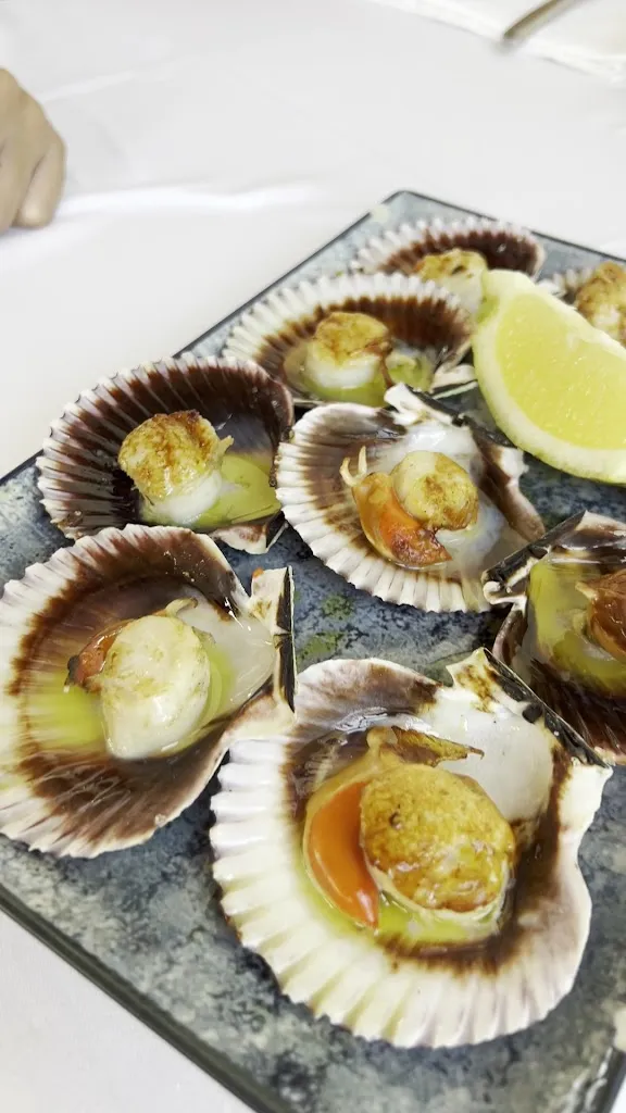 Julio Alén Martínez_Restaurante Asador Besadio_Pazos de Borbén_review