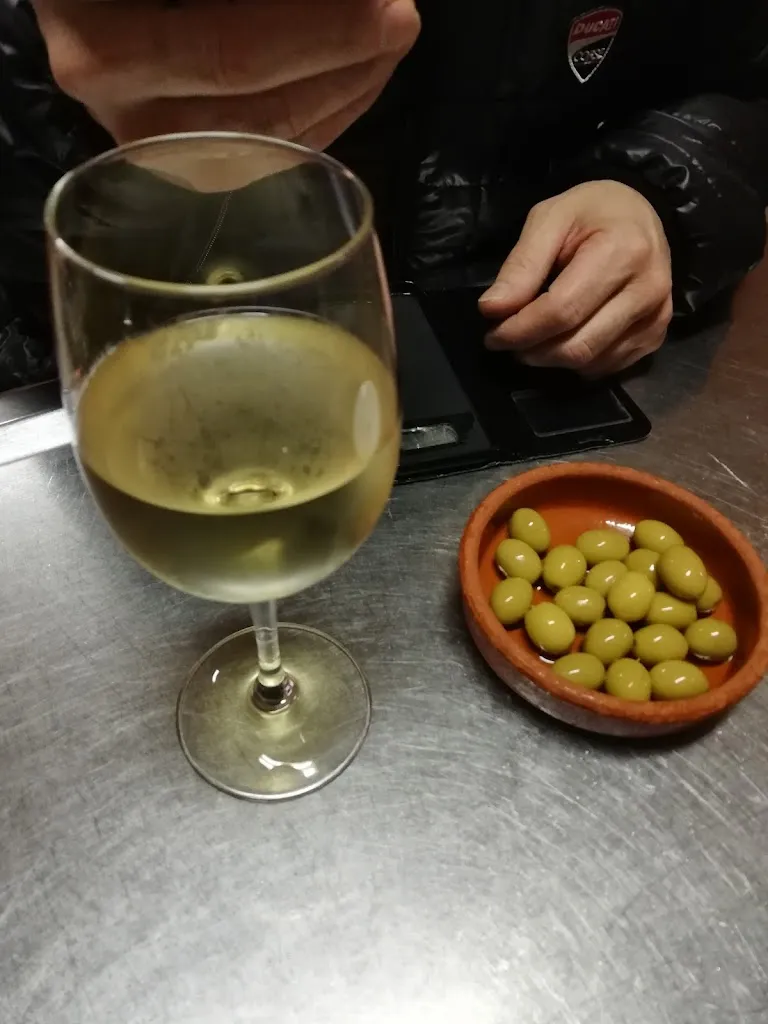 Menu_Restaurante Bar Cernadas_Pazos de Borbén_image_8