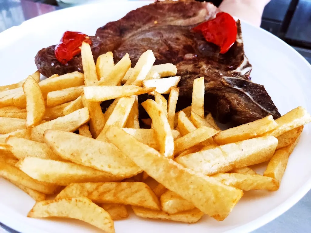 Restaurante Bar Cernadas_Pazos de Borbén_slider_image_2