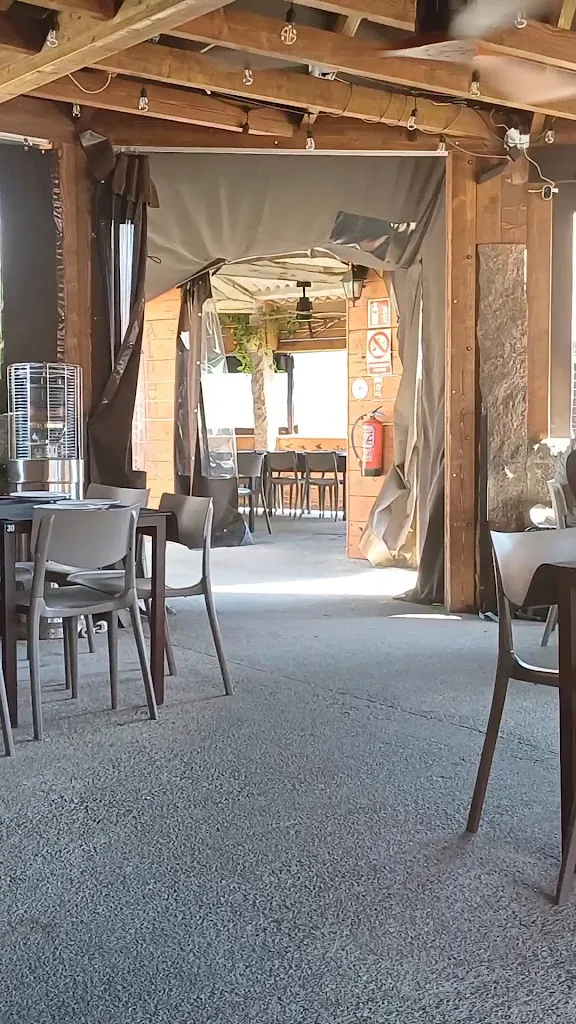 O Alpendre Tapería Cafetería_Mos_slider_image_2