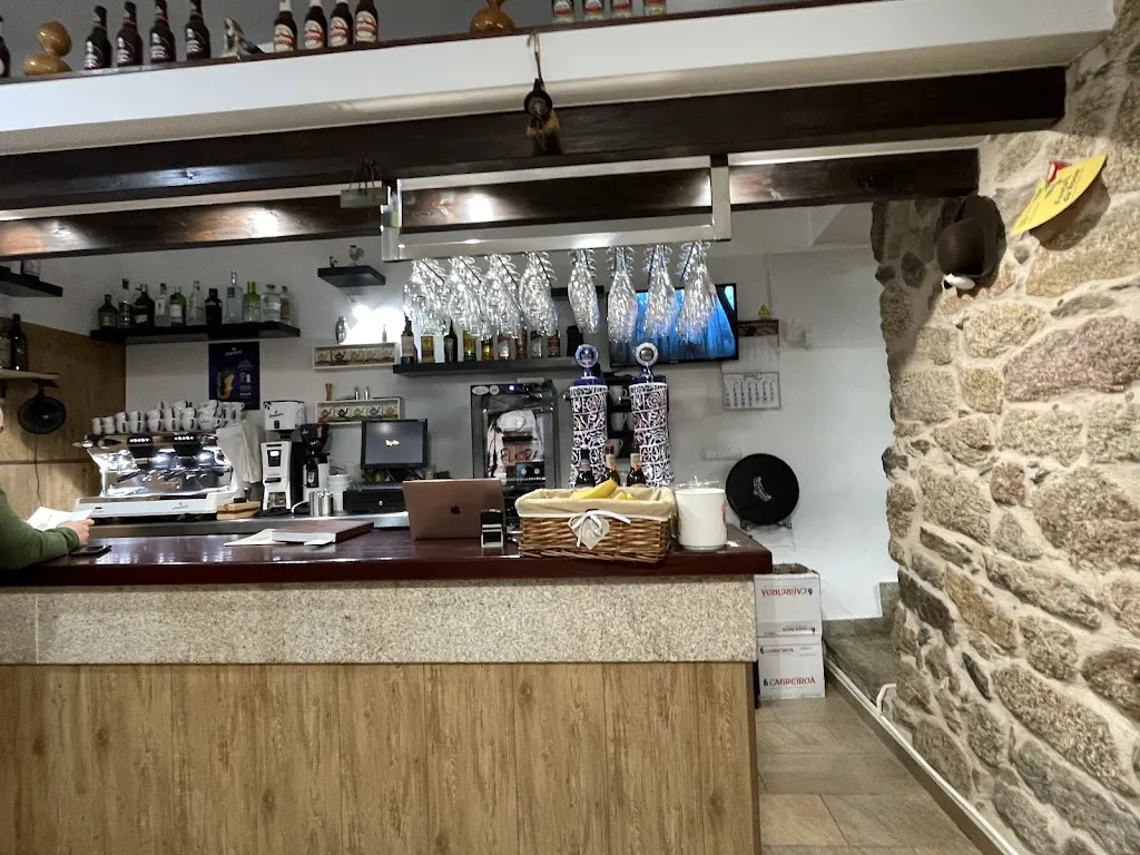 Bar restaurante Tapería Flora_Mos_slider_image_3