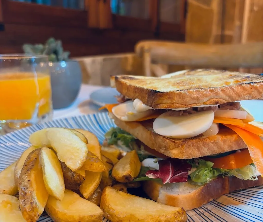 La Casa de Pola_Santa Pola_slider_image_3