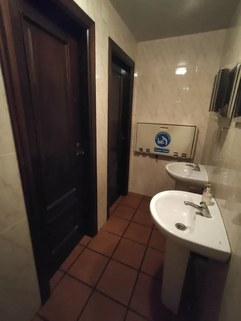 Zaira Eiriz Pérez_Taberna O' Cazador_Lalín_review