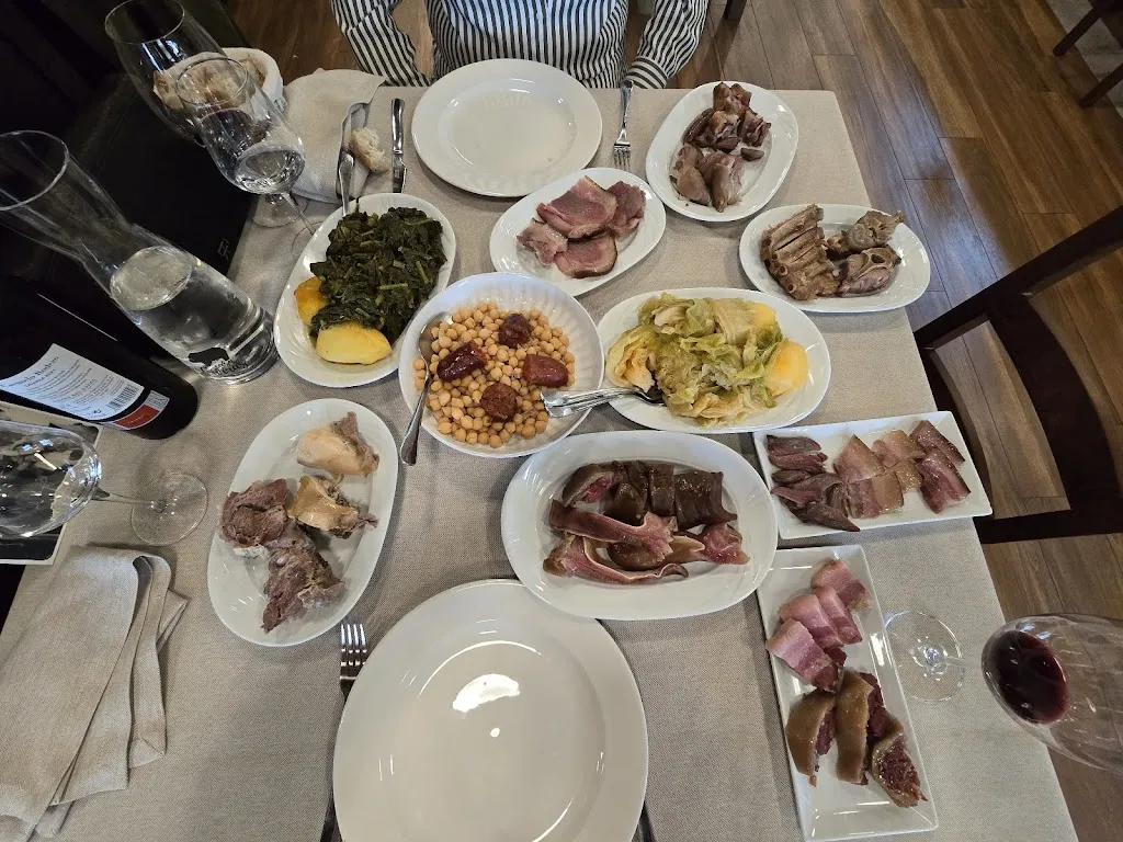 Casa Currás (Calle Rosalia)_Lalín_slider_image_3