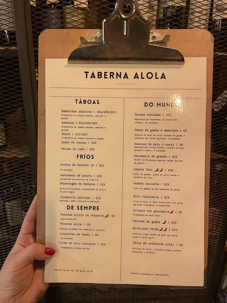 María Jácome Iglesias_ALOLA_Lalín_review