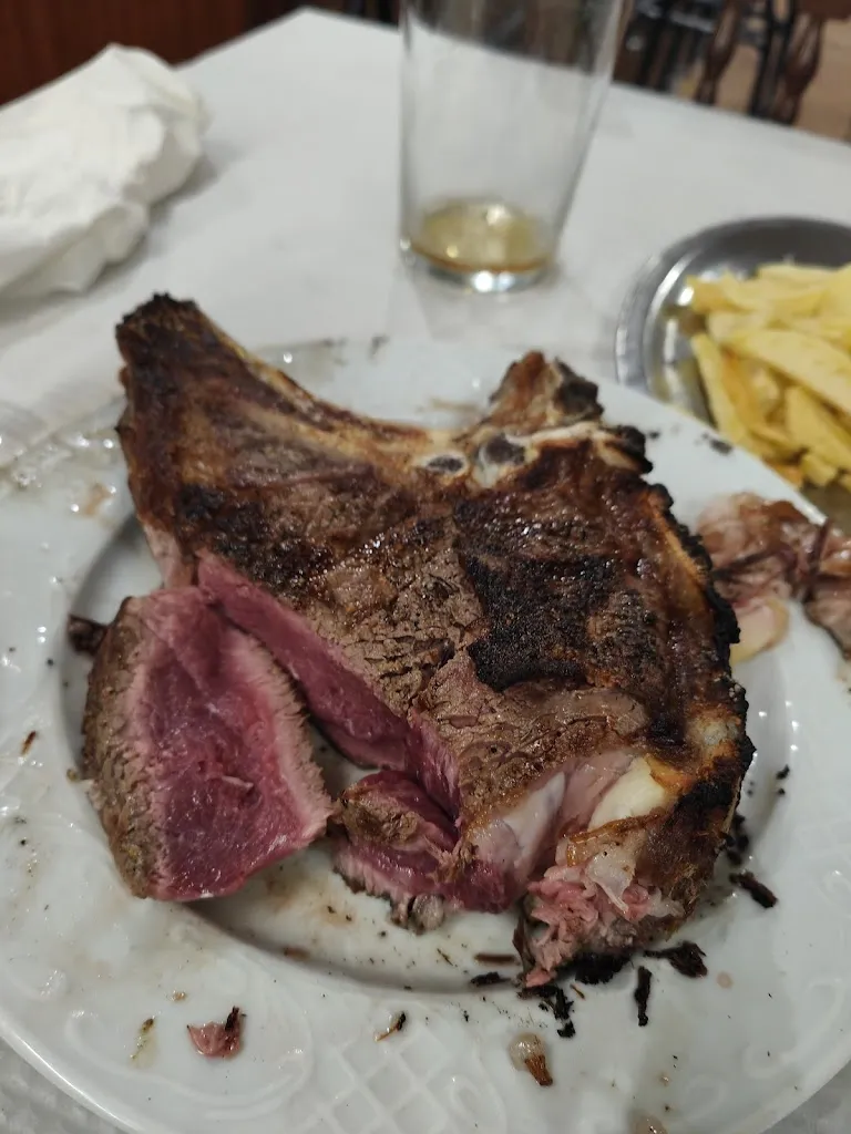 Antonio Lopez Romero_Churrasquería Modesto_Lalín_review