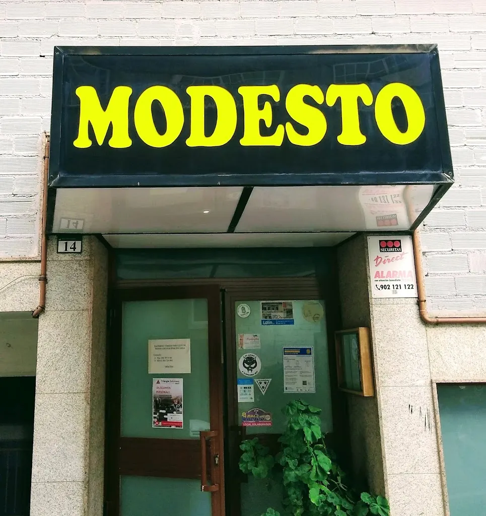 Churrasquería Modesto restaurant in Lalín