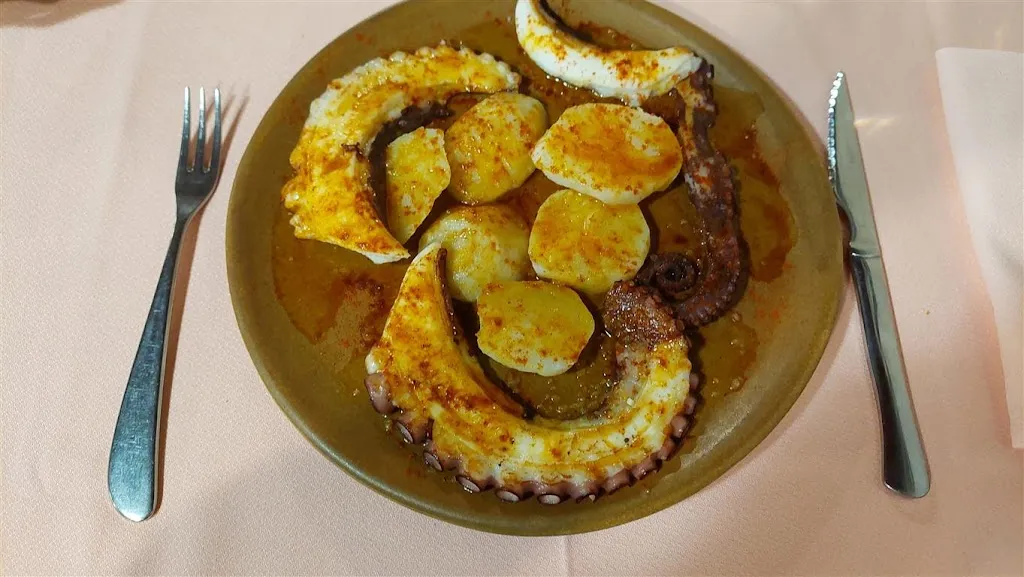 Dany X_Villanueva_Lalín_review