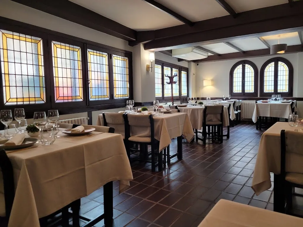 Mesón Restaurante Os Arcos restaurant in Lalín