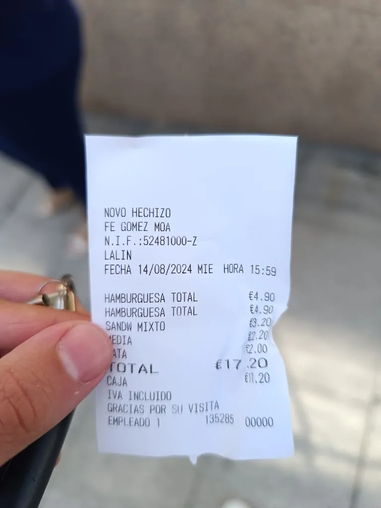 Esteban Pérez_Restaurante Pizzaría Novo Hechizo_Lalín_review