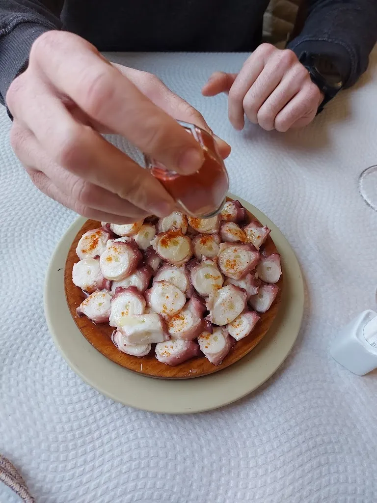 Maria V_Mesón Os Cortizos_Lalín_review