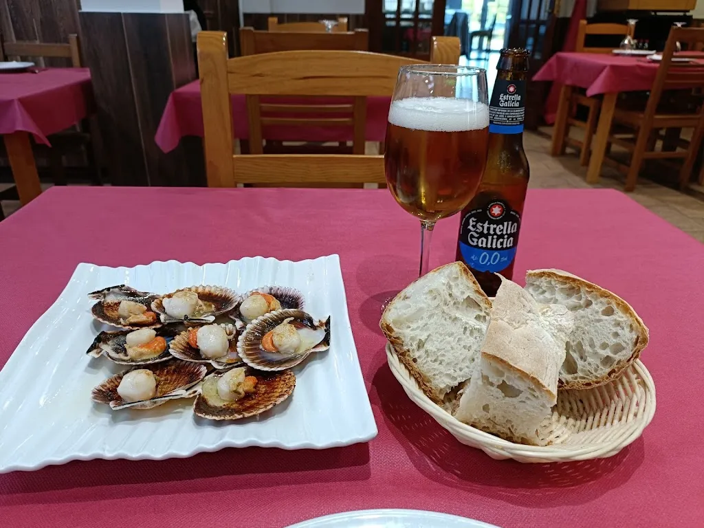 John Bremner_Com Esmero_Lalín_review