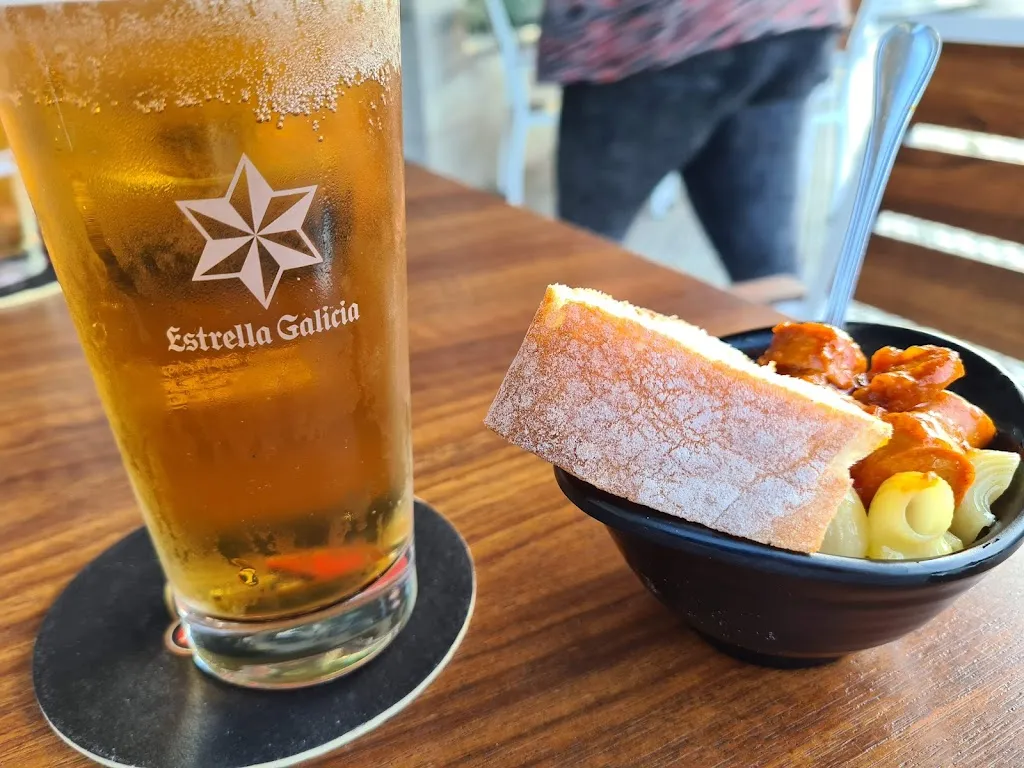 Café Bar Tío Manolo_Lalín_slider_image_2