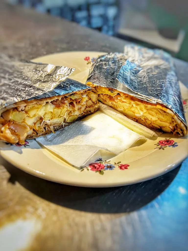 Menu_Madina Doner Kebab Lalín  - A mellor salsa do mundo - Temos Hamburguesa_Lalín_image_7