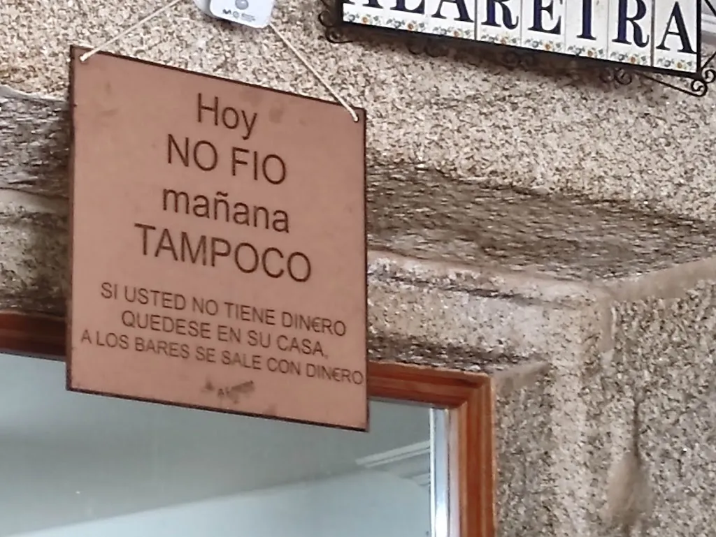 JOSE LUIS PEREZ TOURIS_Churrasquería A Lareira_Ponte Caldelas_review