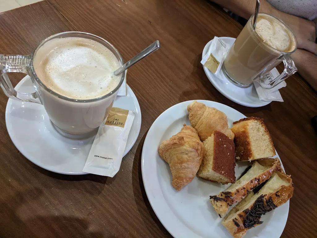 Ferjeinn X_Acuña Panaderia Café - Bar_Ponte Caldelas_review