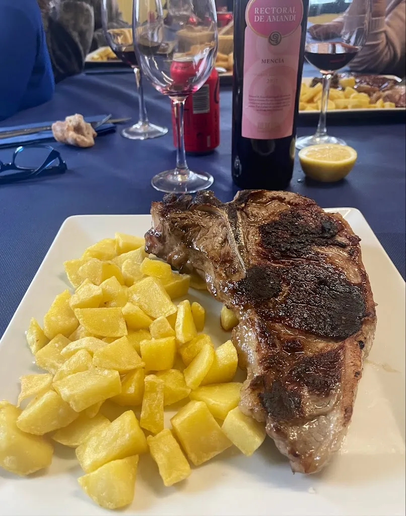 Bar-restaurante Casa malleiro restaurant in Ponte Caldelas