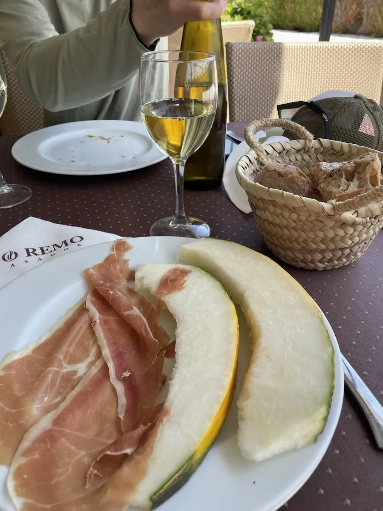 Ieva Budiene_Asador O'Remo_Poio_review