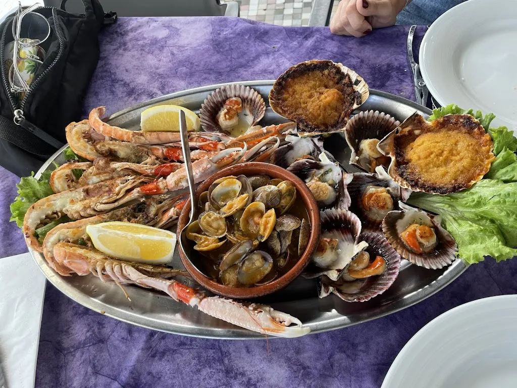 Rubén Catalicio_Restaurante A Marisqueira_Poio_review