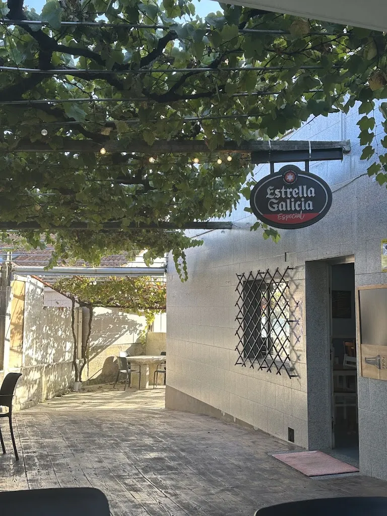 Julia Rodina_Casa OS VALIÑOS_Poio_review