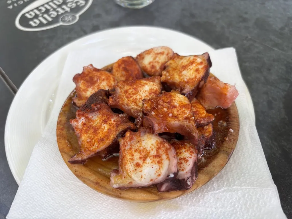 Núria_Casa OS VALIÑOS_Poio_review