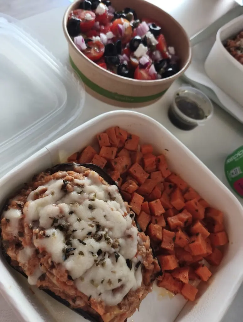 Rebe sa_Bloom Natural Food_Poio_review