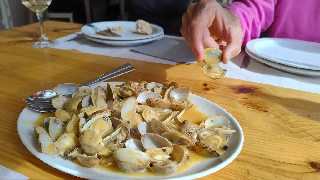 Restaurante Hotel Los Tulipanes_Poio_slider_image_1