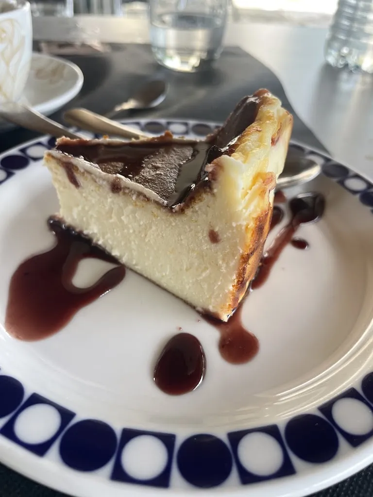 Sarah West_Ruta dos Muíños de Samieira _Poio_review