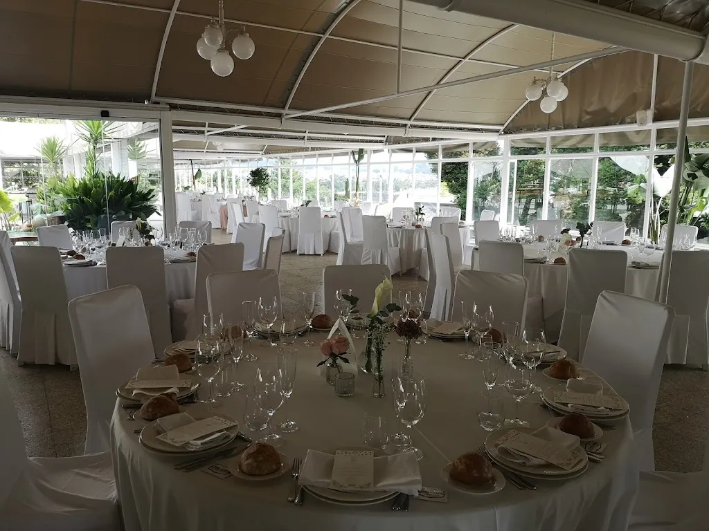 Liceo Casino (A Careira) Pontevedra restaurant in Poio