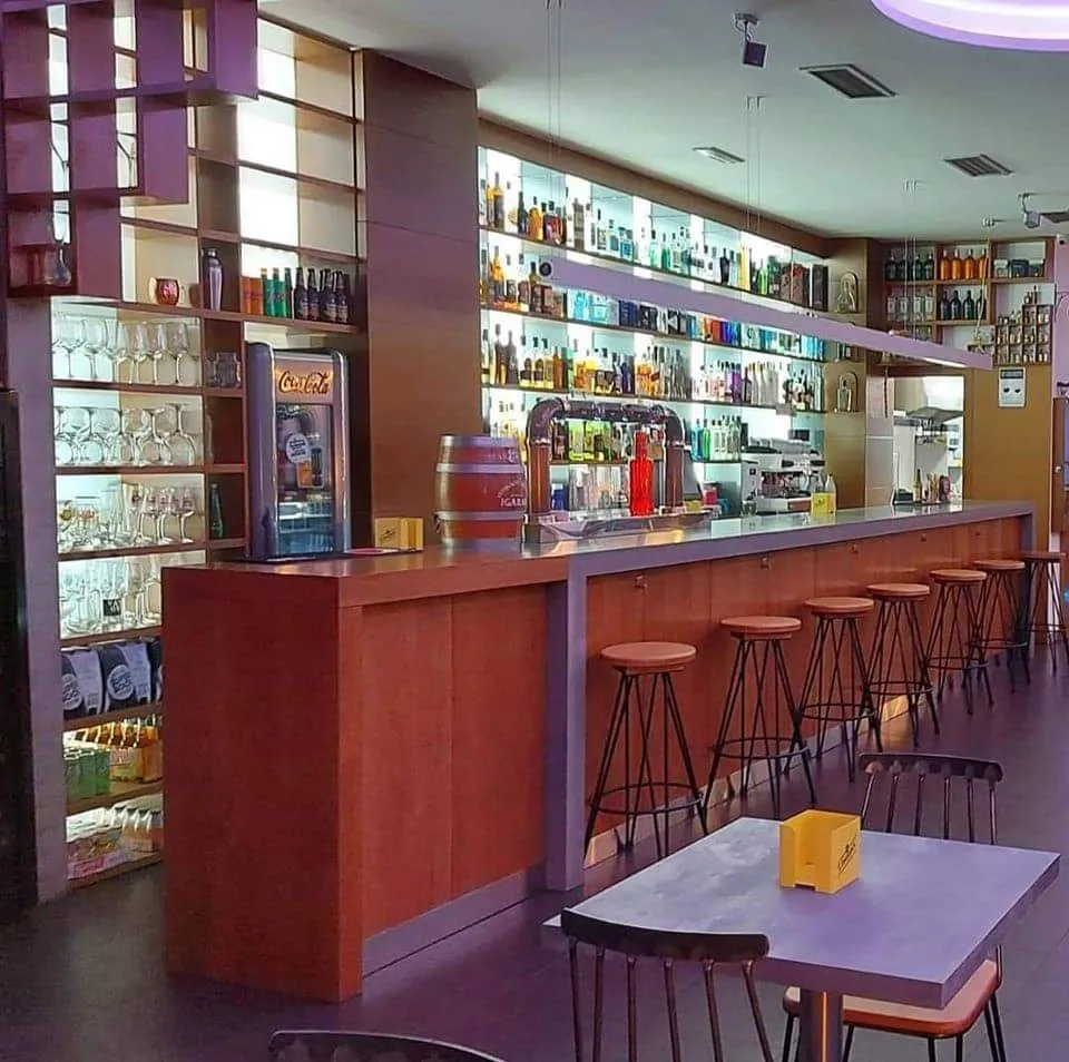 Cafetería URBAN restaurant in Poio