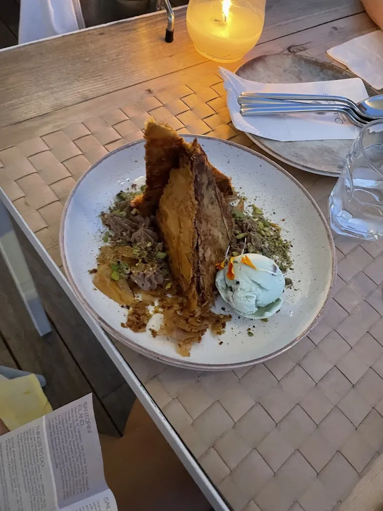 Menu_Oia Gefsis Greek Restaurant_Oia_image_7