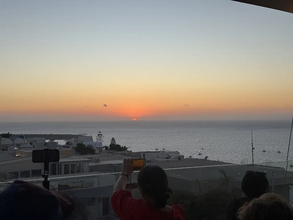 Richard Oxlade_Oia Gefsis Greek Restaurant_Oia_review