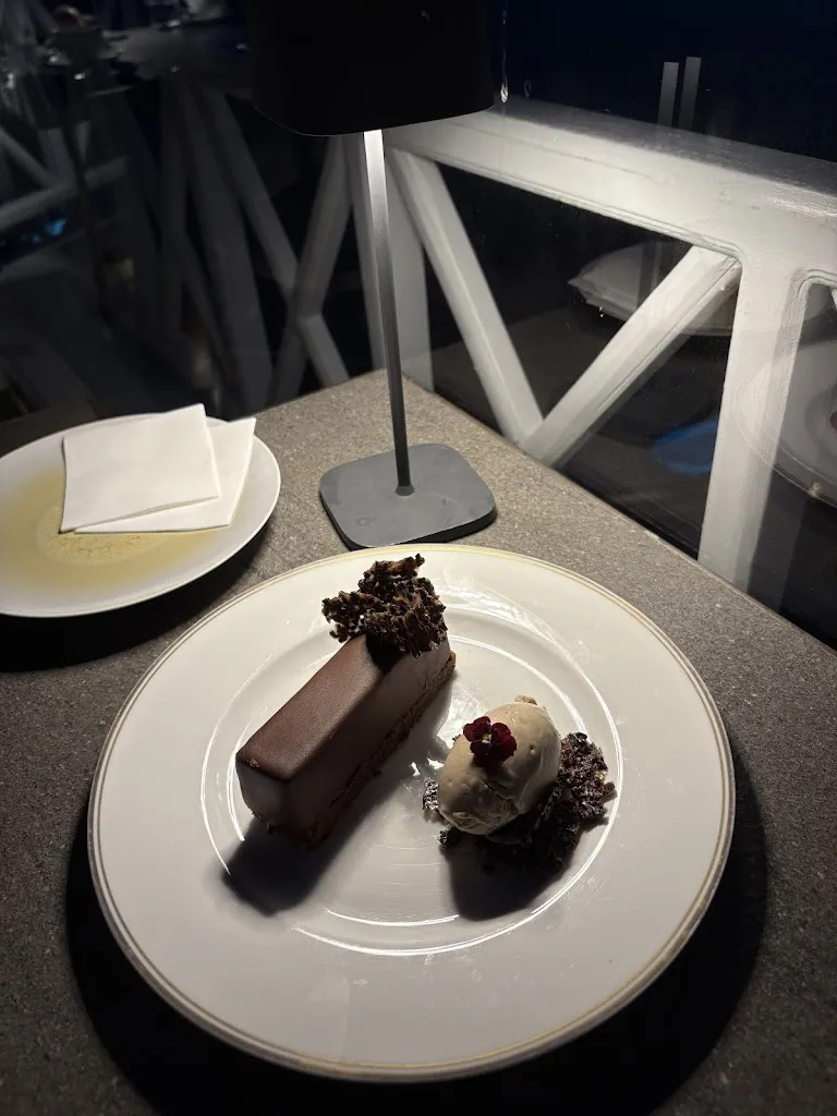 kristin m_MIA'S RESTAURANT SANTORINI_Oia_review