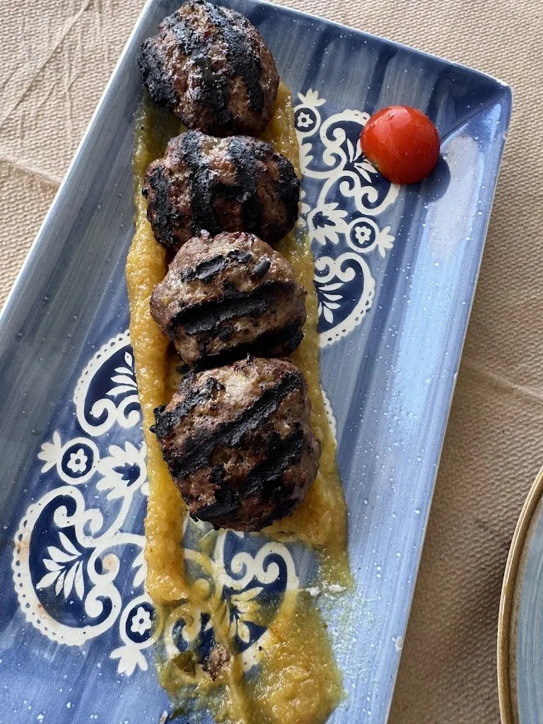 Irene Zadonska_Elinikon Oia Restaurant_Oia_review