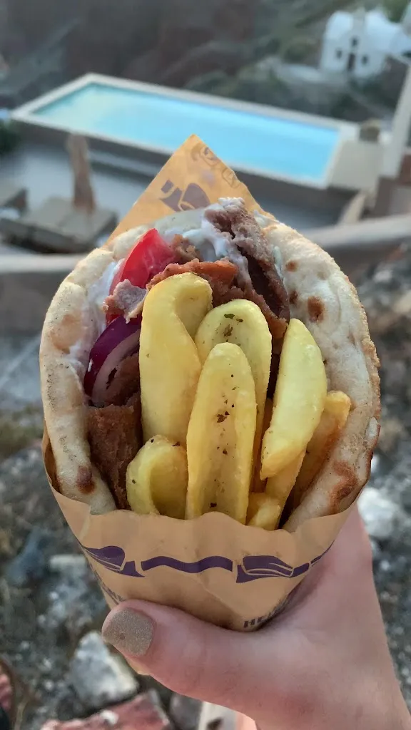 Piatsa Souvlaki Grill House Oia_Oia_slider_image_2