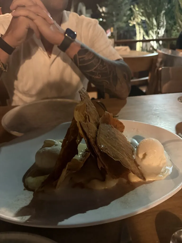 Mo F_Ammoudi Fish Tavern_Oia_recensione