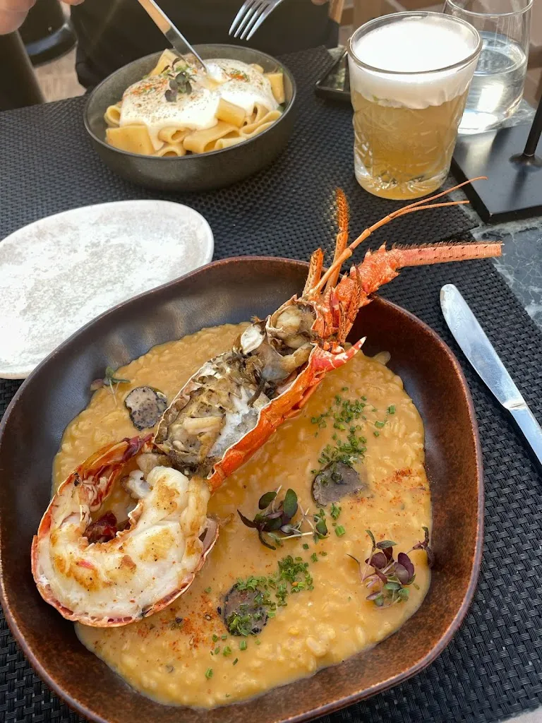 Menu_Fino Greek Taverna Santorini_Oia_image_9