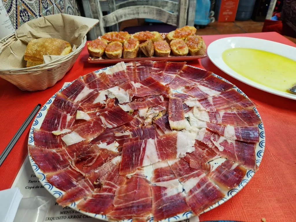 S D_Restaurante bar Fuente Parrilla y pension la fuente_Abrucena_review